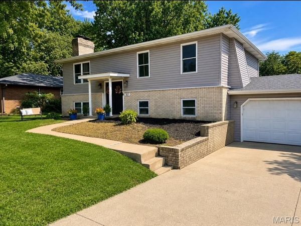 307 Hazel Street, Troy, IL 62294
