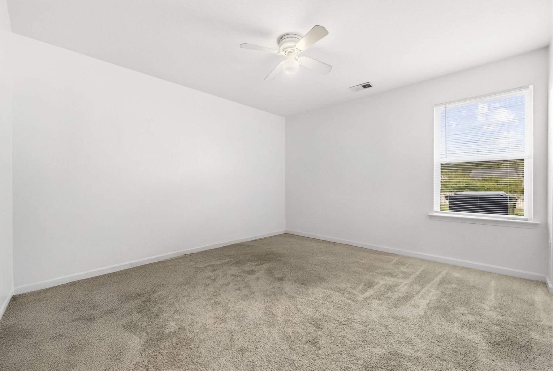 3030 Hollybrooke Dr. Photo 10