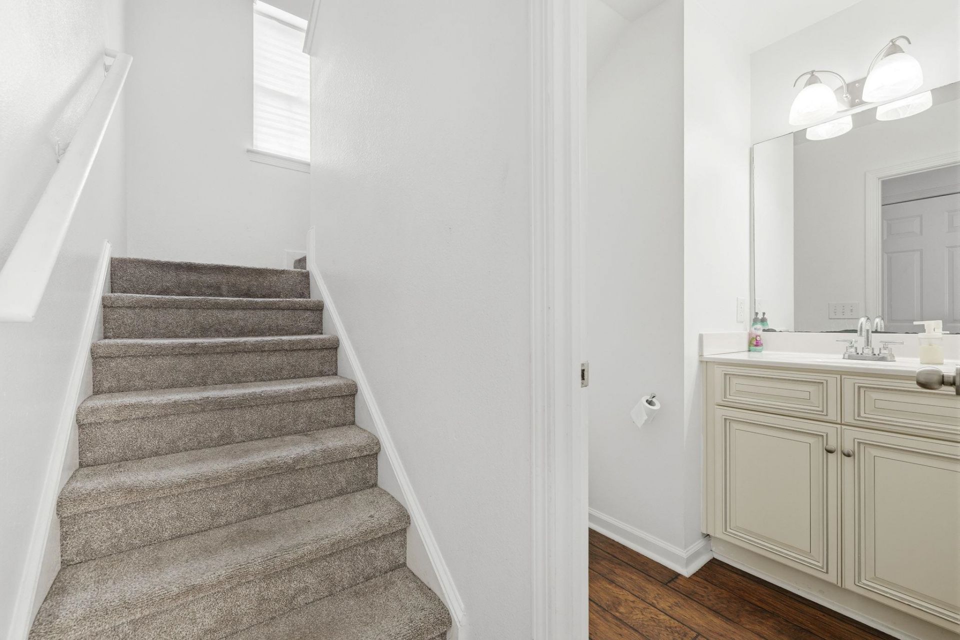 3030 Hollybrooke Dr. Photo 14