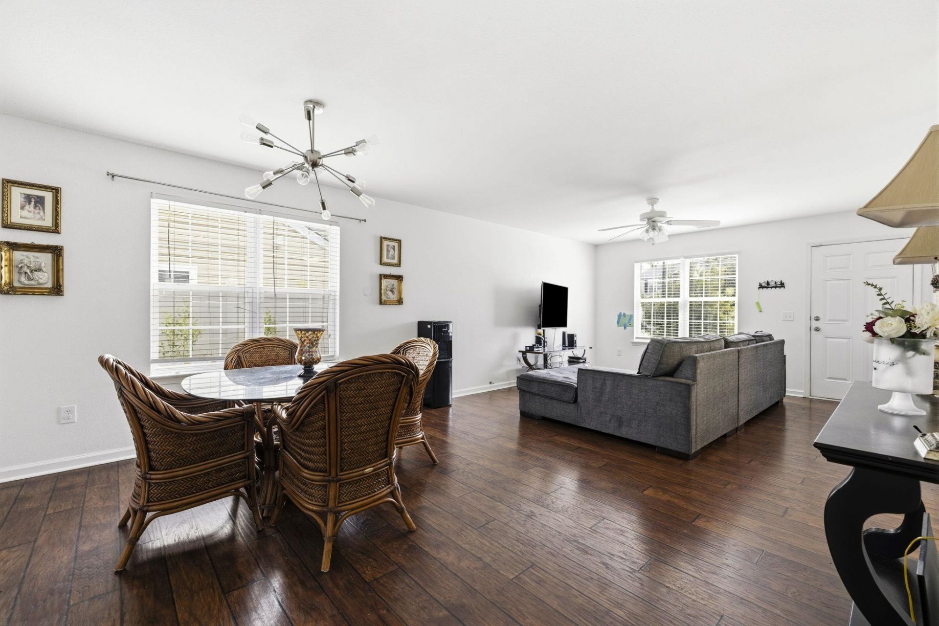 3030 Hollybrooke Dr. Photo 9