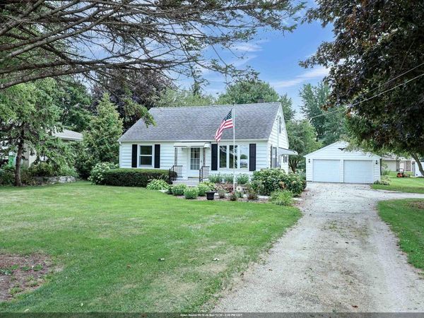 W6273 OLD HIGHWAY ROAD, Menasha, WI 54952