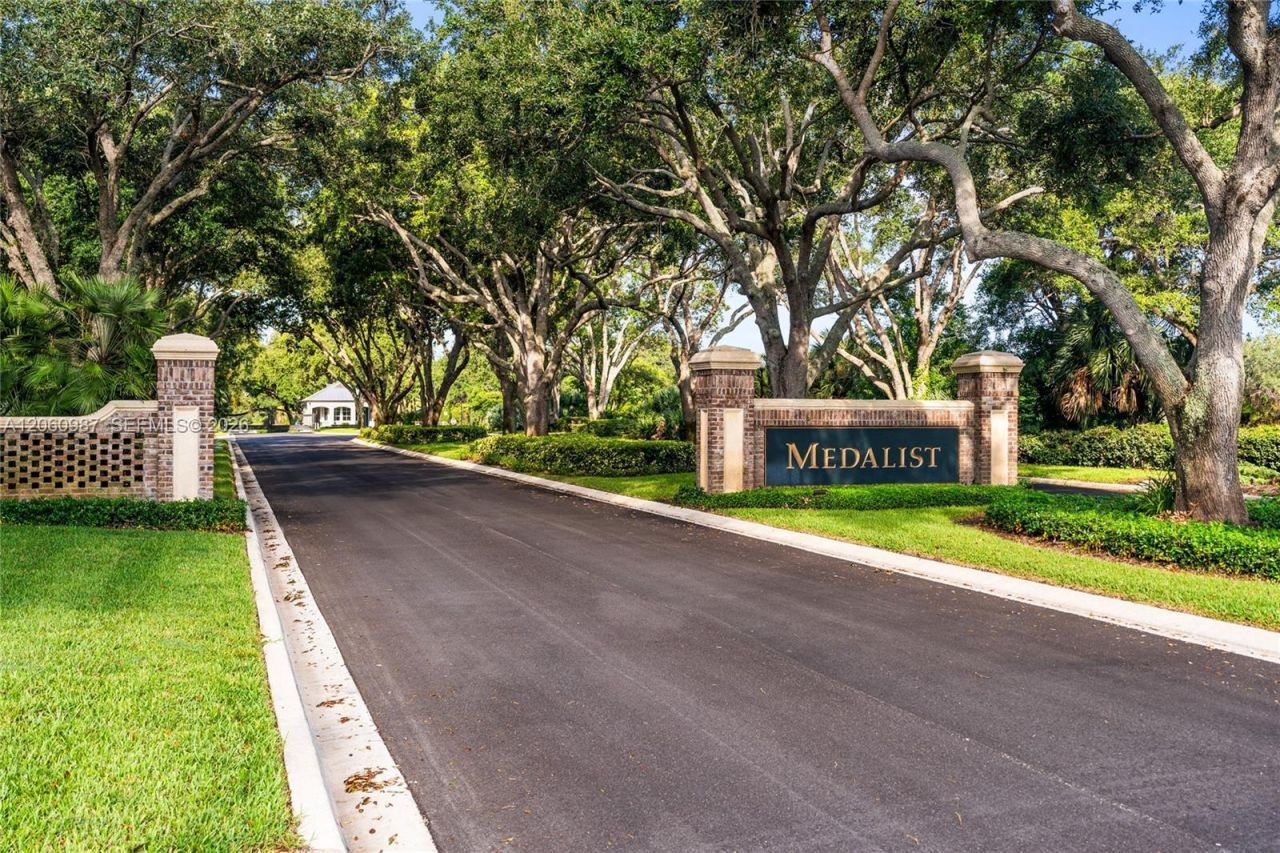 9783 SE Sandpine Lane , Hobe Sound, FL 33455 Photo