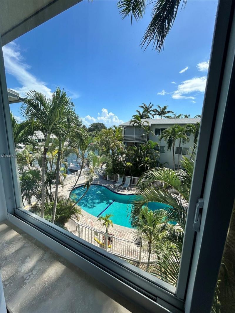 1535 SE 15th St , Unit 301, Fort Lauderdale, FL 33316 Photo