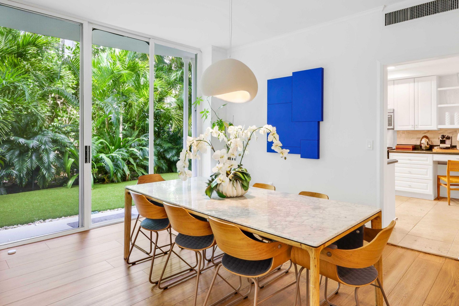 429 Australian Avenue, Unit 3, Palm Beach, FL 33480 Photo