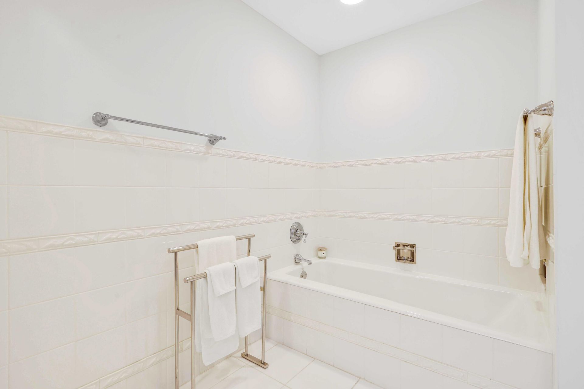 429 Australian Avenue, Unit 3, Palm Beach, FL 33480 Photo