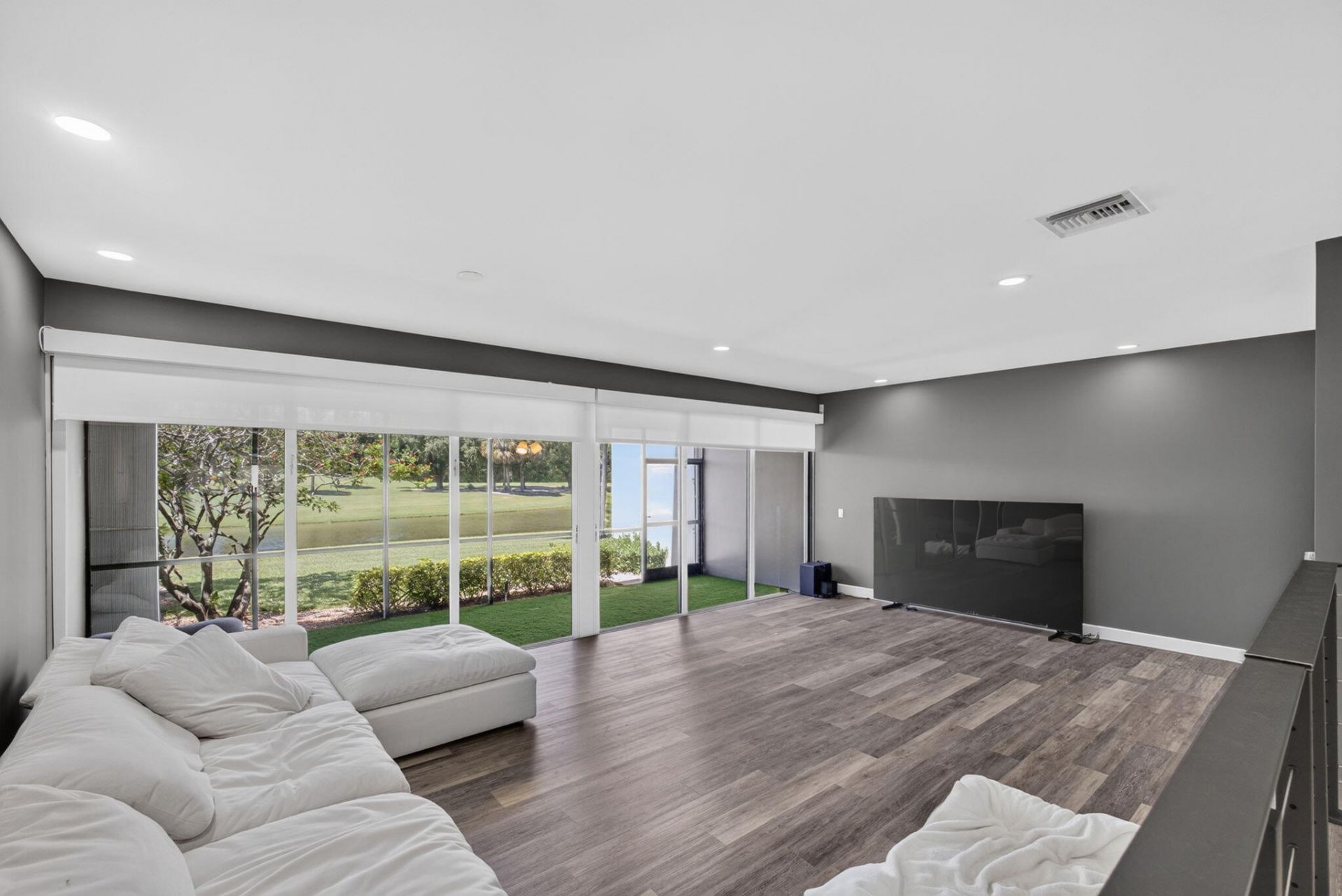 2435 Presidential Way, Unit G, West Palm Beach, FL 33401 Photo