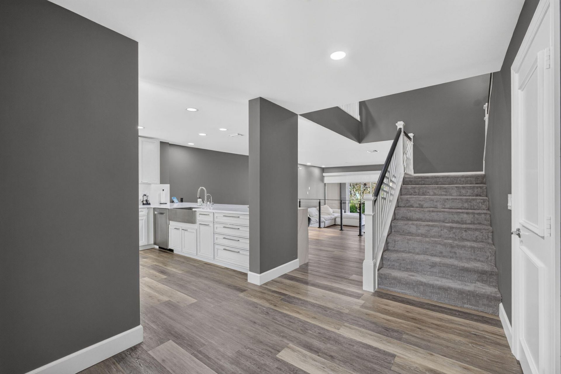 2435 Presidential Way, Unit G, West Palm Beach, FL 33401 Photo