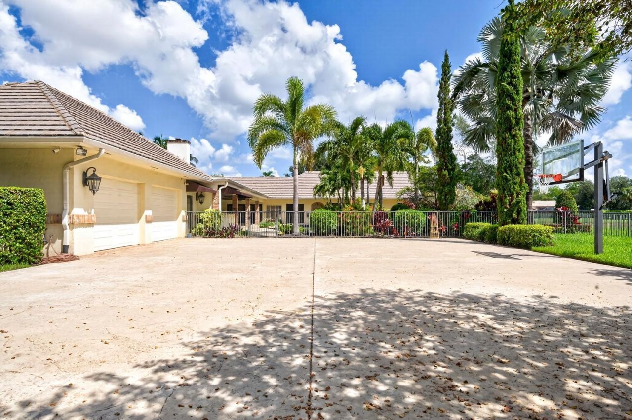 5591 W Leitner Drive, Coral Springs, FL 33067 Photo