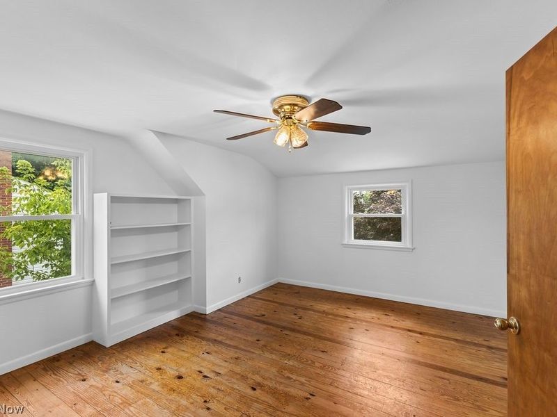 1107 Silver Lake Avenue, Cuyahoga Falls, OH 44223 Photo 32