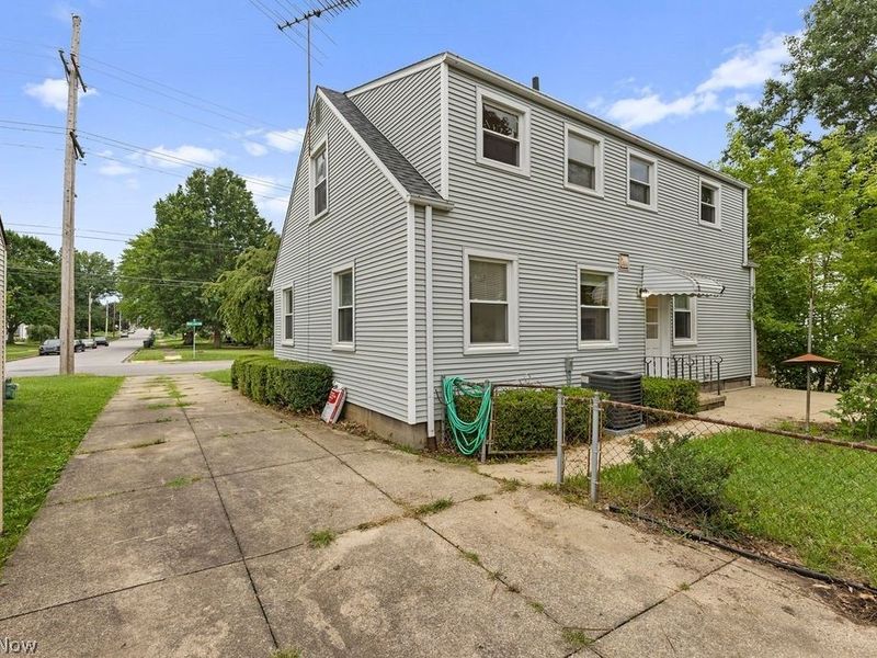 1107 Silver Lake Avenue, Cuyahoga Falls, OH 44223 Photo 42