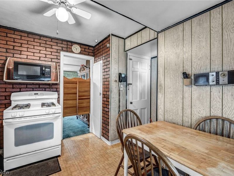 3965 E 177th Street, Cleveland, OH 44128 Photo 15
