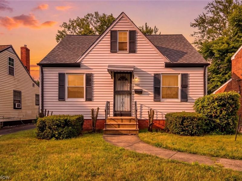 3965 E 177th Street, Cleveland, OH 44128 Photo 2