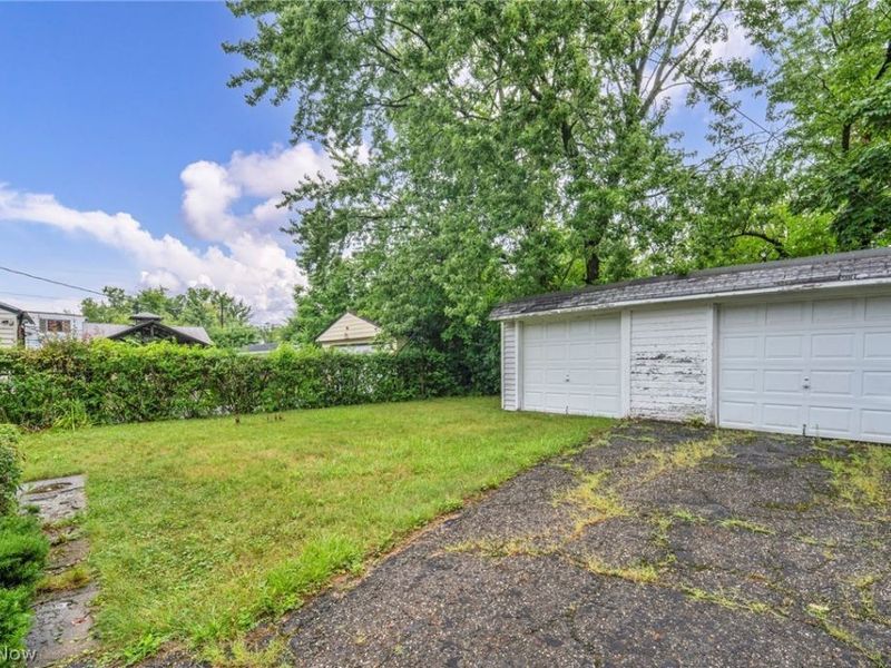 3965 E 177th Street, Cleveland, OH 44128 Photo 40