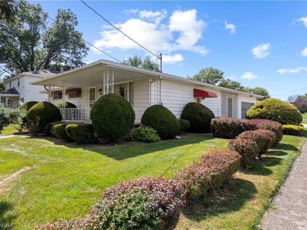 2824 Oberlin Avenue, Lorain, OH 44052