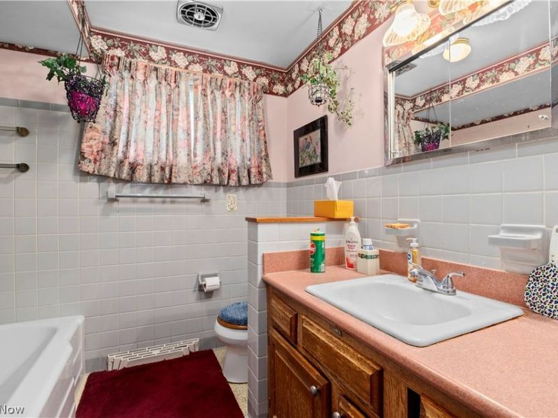 2824 Oberlin Avenue, Lorain, OH 44052 Photo 16