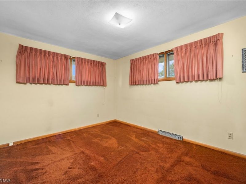 2824 Oberlin Avenue, Lorain, OH 44052 Photo 17