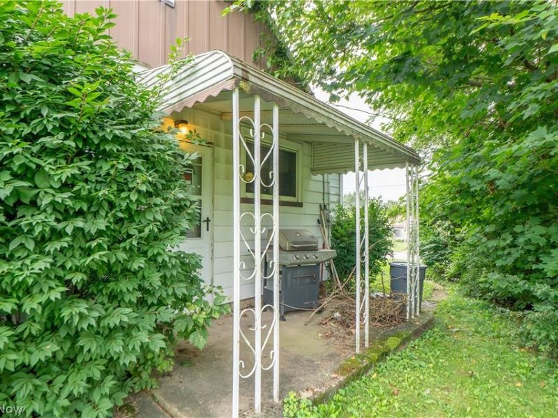 11817 Lincoln Way NW, Massillon, OH 44647 Photo 33