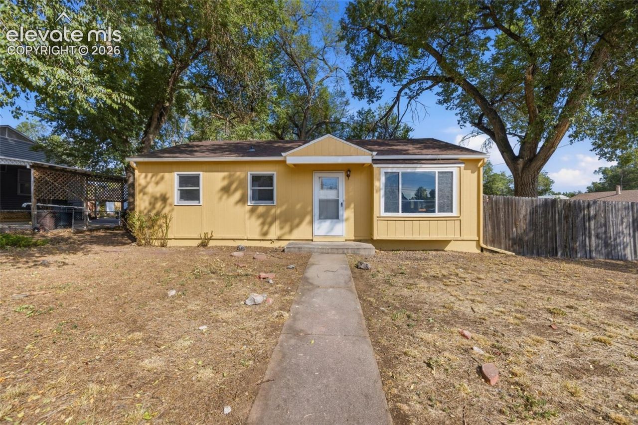412 Lynn Avenue, Colorado Springs, CO 80905 Main Photo