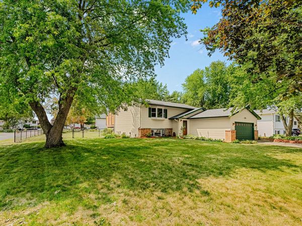 406 Schilling Circle NW, Forest Lake, MN 55025