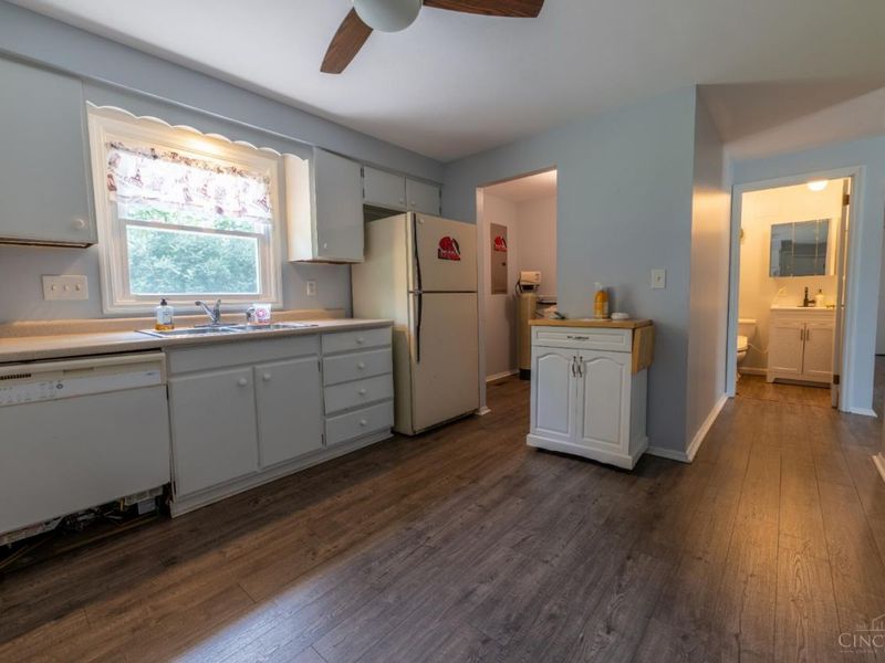 5977 Vereker Drive, Oxford, OH 45056 Photo 10