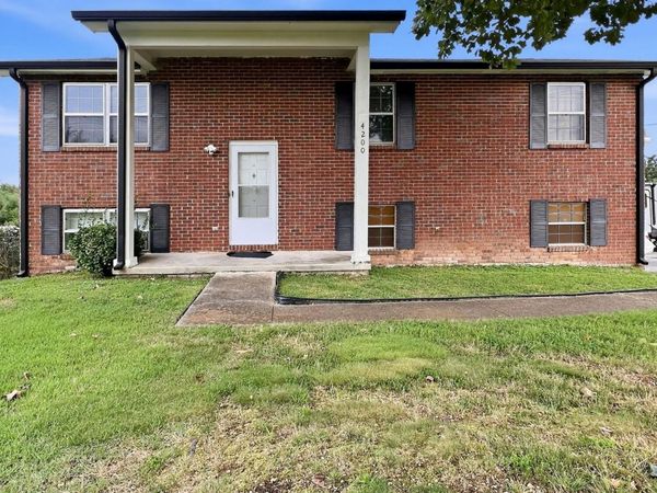4200 Shady Oak Drive , Ooltewah, TN 37363
