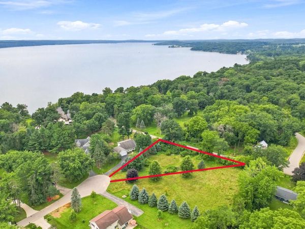 L33 Camelot Terrace, Green Lake, WI 54941