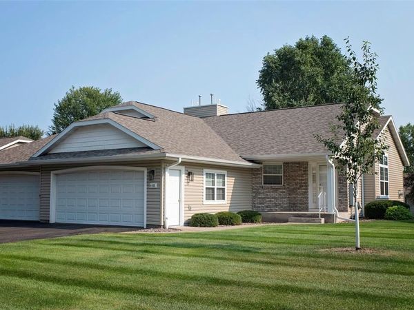 4433 E Hamilton Avenue, Unit 23, Eau Claire, WI 54701
