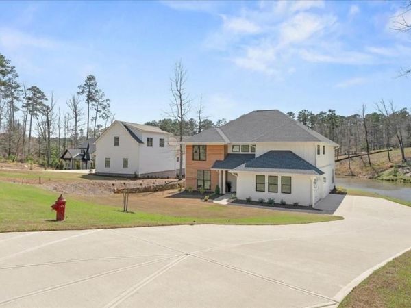 1270 Glen Eagle Drive, Greensboro, GA 30642