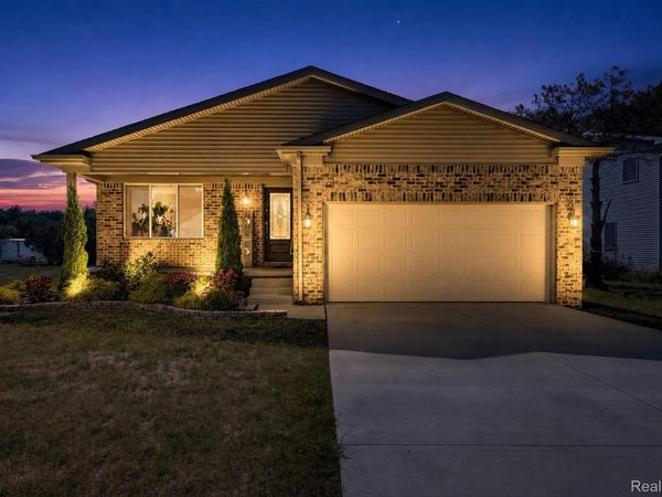5110 Lathrop Street, Trenton, Mi 48183