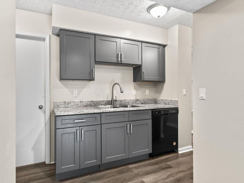 2917-2919 United Court, Reynoldsburg, OH 43068 Photo 7