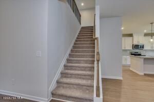 4509 Hartshorn Circle Photo 12