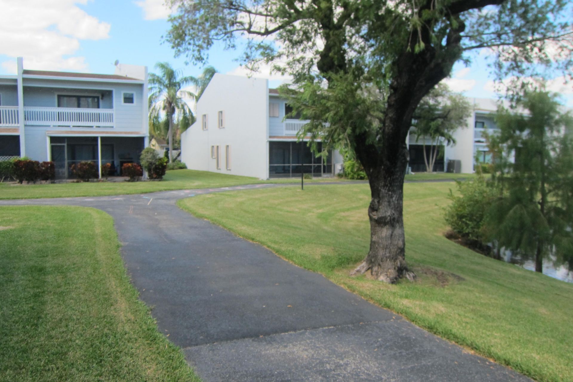 1517 Woodbridge Lakes Circle, West Palm Beach, FL 33406 Photo