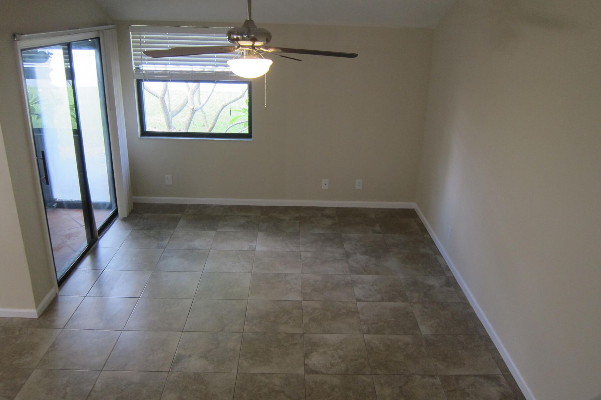 1517 Woodbridge Lakes Circle, West Palm Beach, FL 33406 Photo