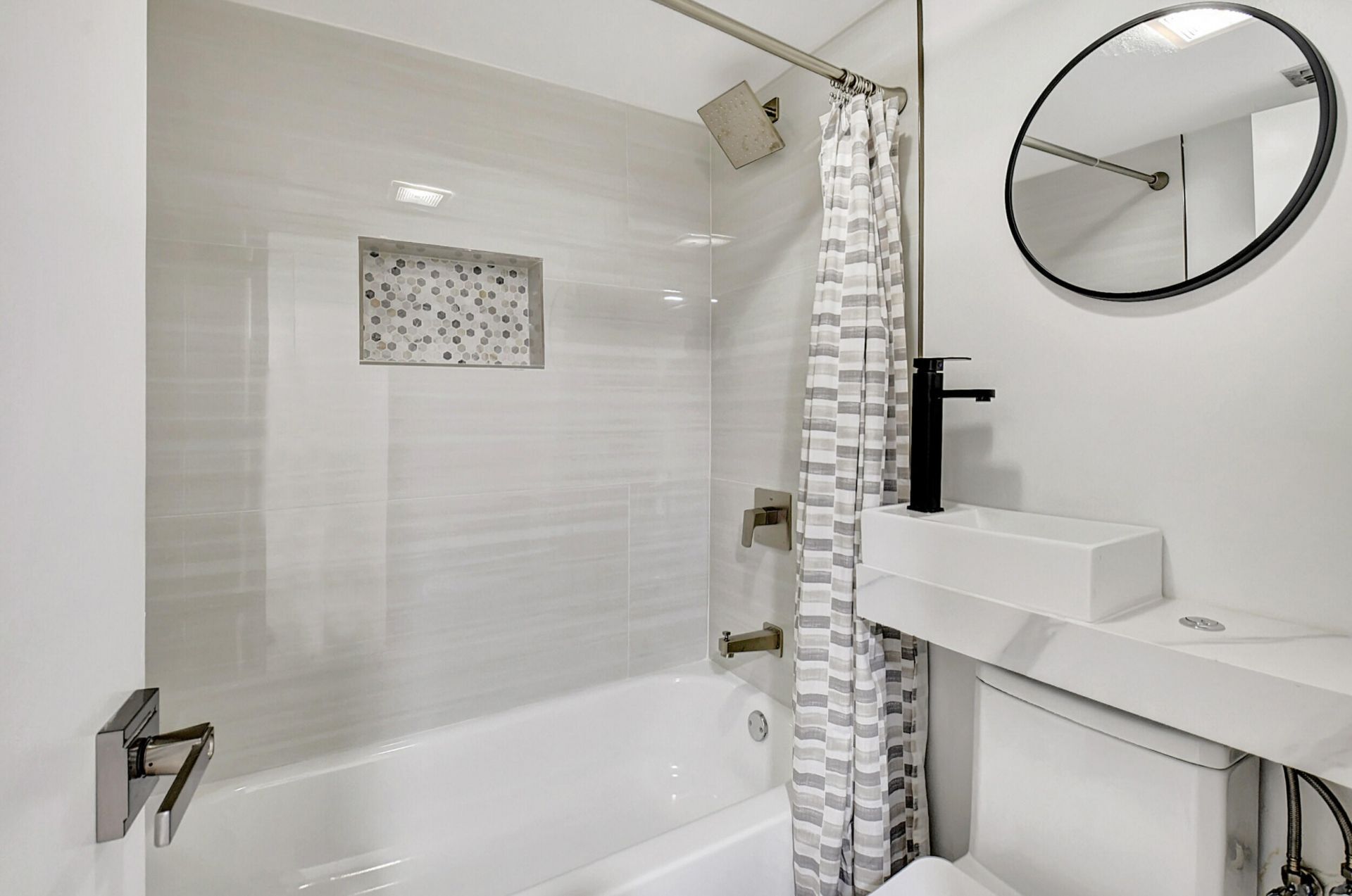 14360 Strathmore Lane, Unit 204, Delray Beach, FL 33446 Photo