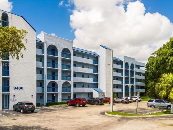 Unit 134, Miami, FL 33172