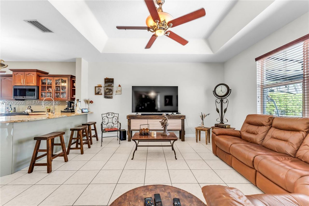 14591 SW 30th St , Miami, FL 33175 Photo