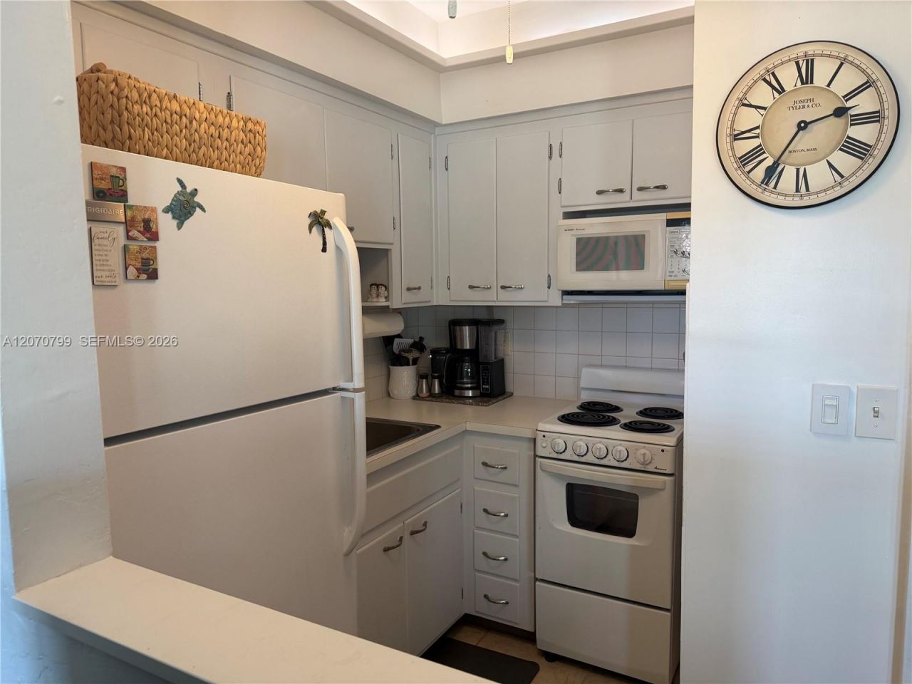 851 Atlantic Shores Blvd, Unit 234, Hallandale Beach, FL 33009 Photo