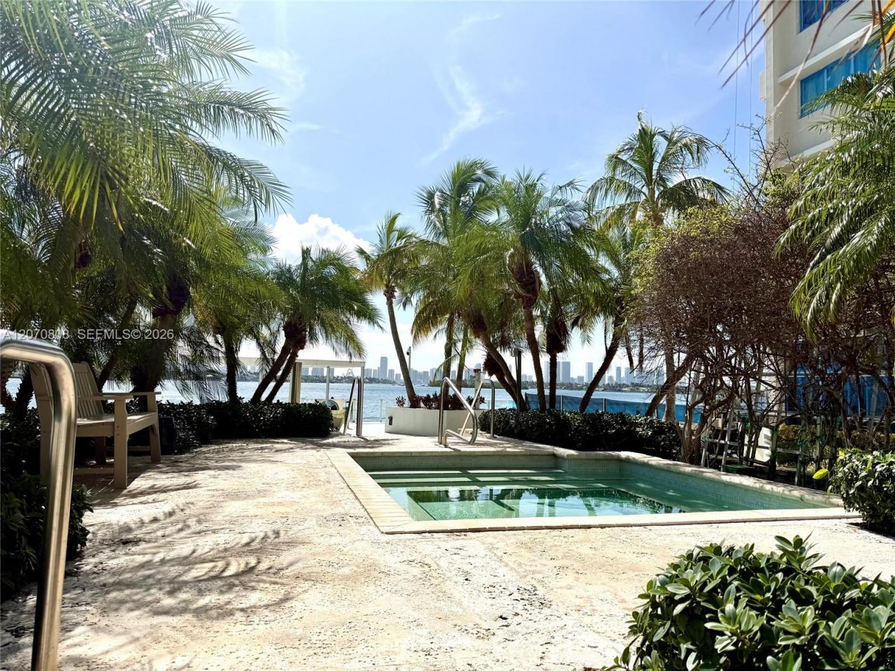 1200 West Ave , Unit 1002, Miami Beach, FL 33139 Photo