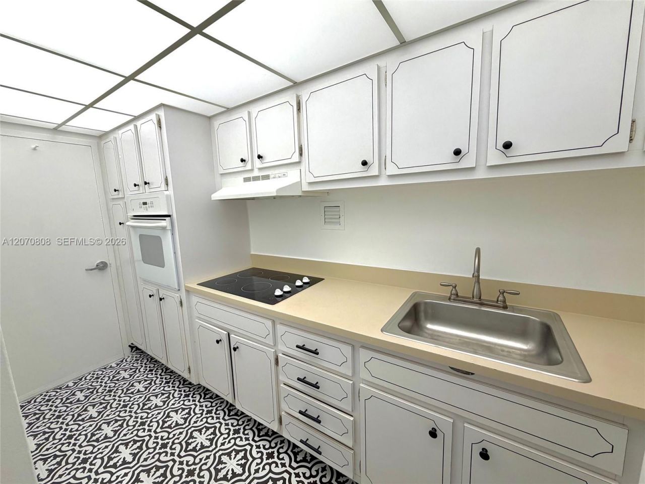 1200 West Ave , Unit 1002, Miami Beach, FL 33139 Photo