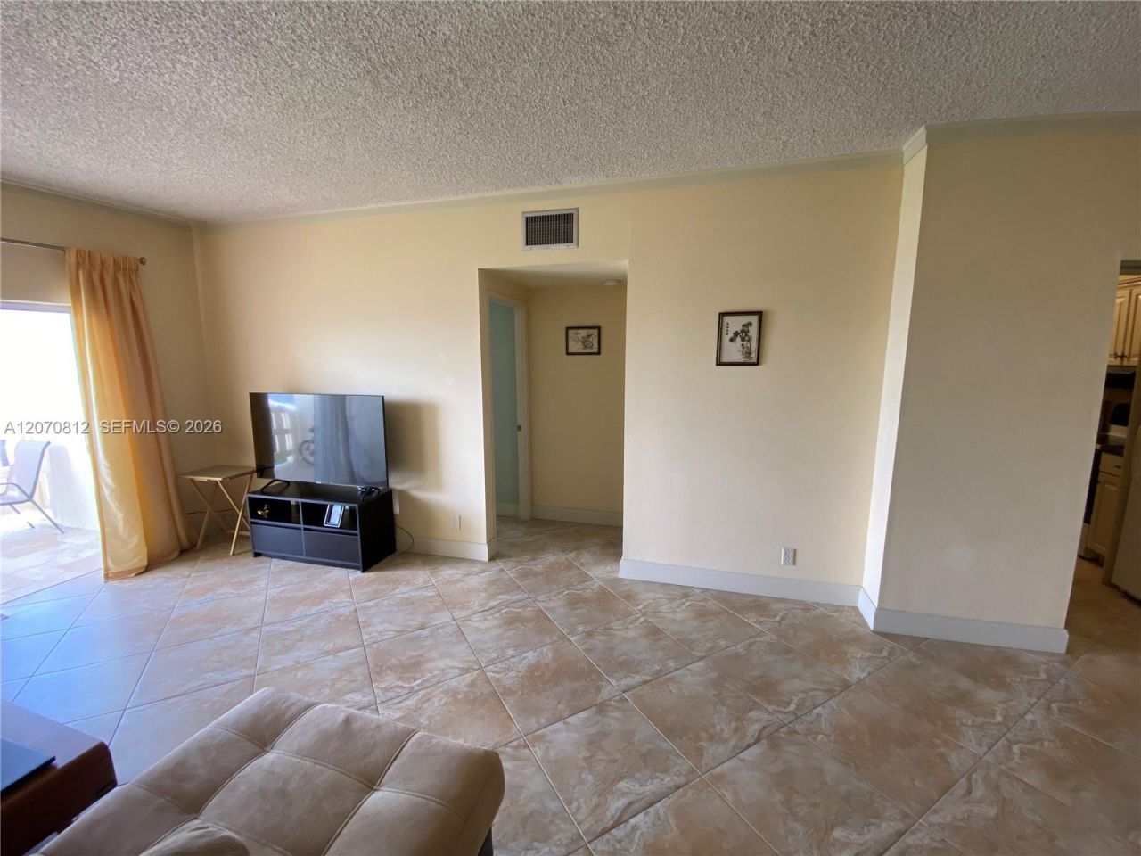 4330 Hillcrest Dr , Unit 1009, Hollywood, FL 33021 Photo