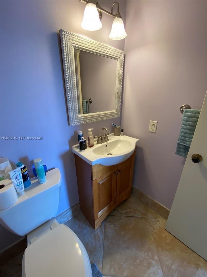 4330 Hillcrest Dr , Unit 1009, Hollywood, FL 33021 Photo