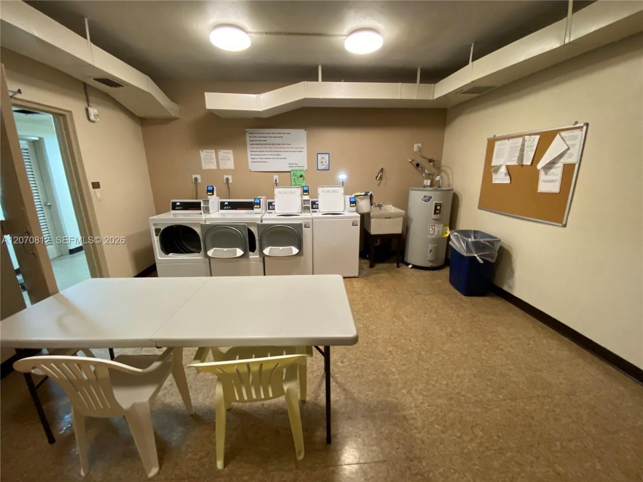 4330 Hillcrest Dr , Unit 1009, Hollywood, FL 33021 Photo