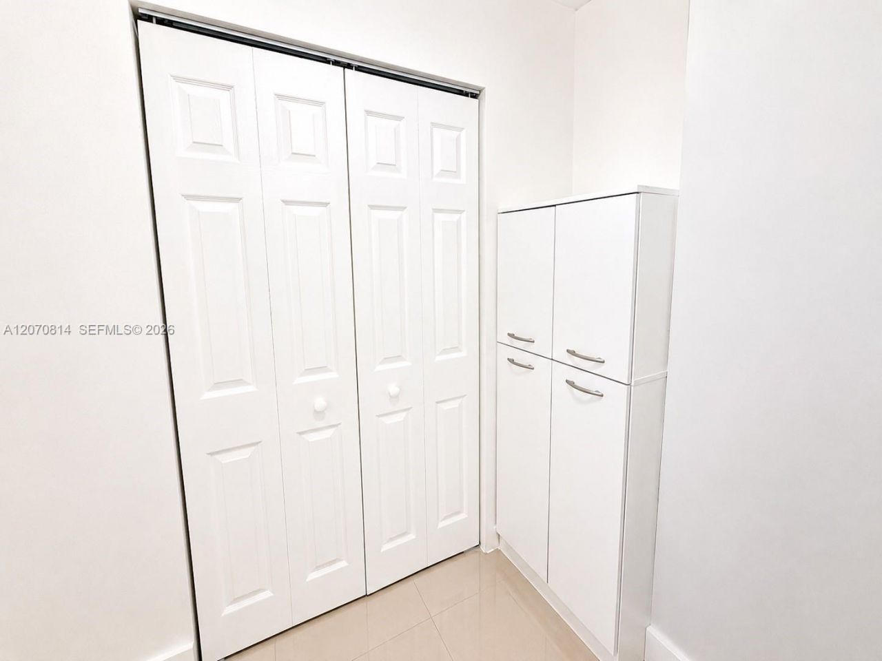 1865 S Ocean Dr , Unit 8I, Hallandale Beach, FL 33009 Photo