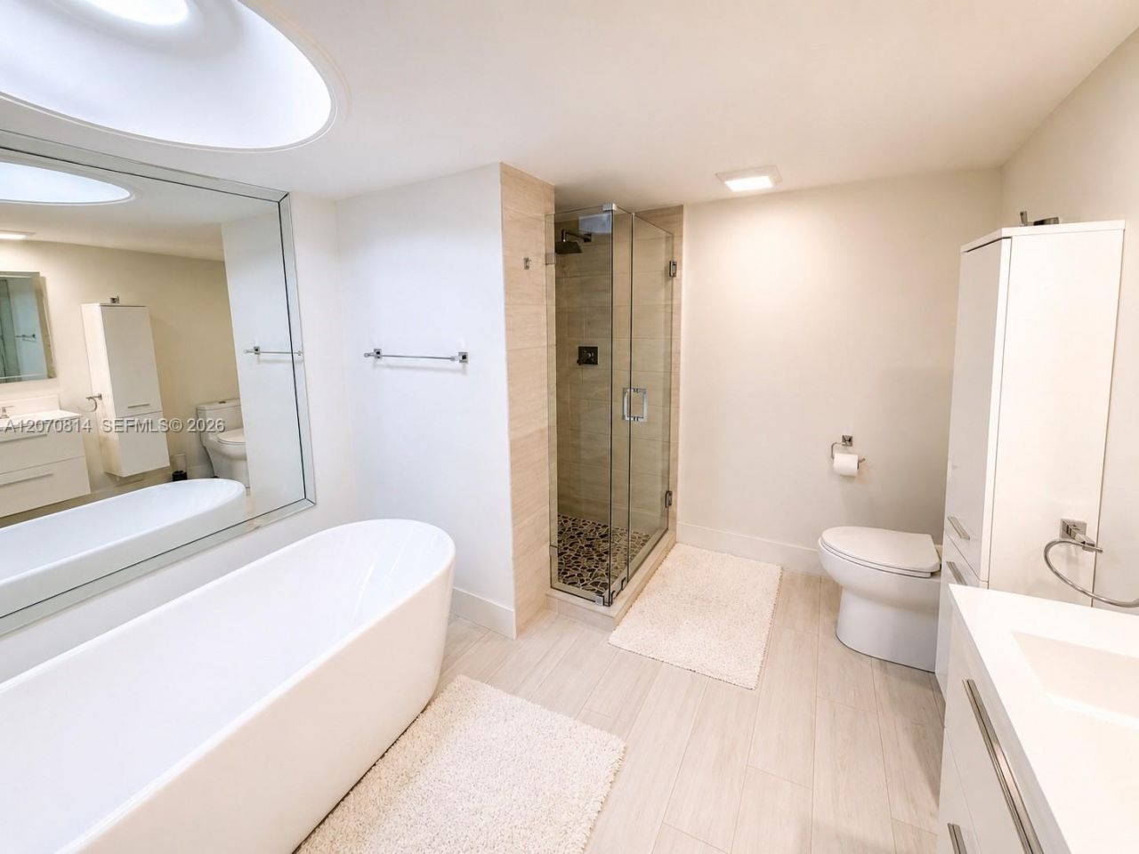 1865 S Ocean Dr , Unit 8I, Hallandale Beach, FL 33009 Photo