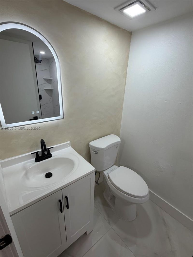 4713 NW 7th St, Unit 409-1, Miami, FL 33126 Photo