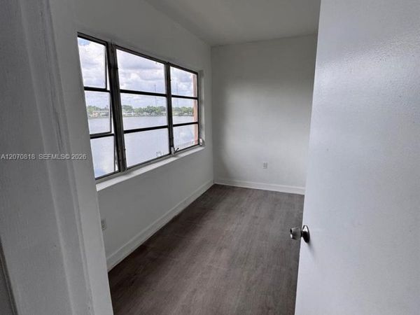 18700 NE 3rd Ct, Unit 626, Miami, FL 33179