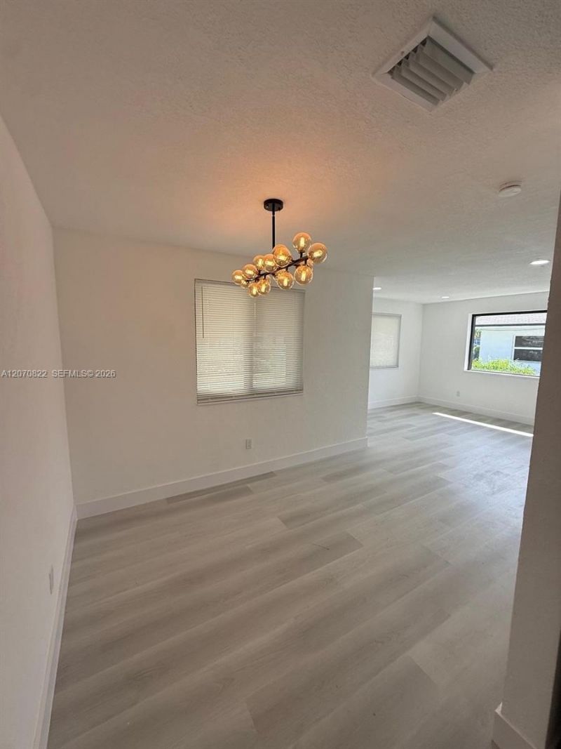 2944 NW 61st St, Miami, FL 33142 Photo