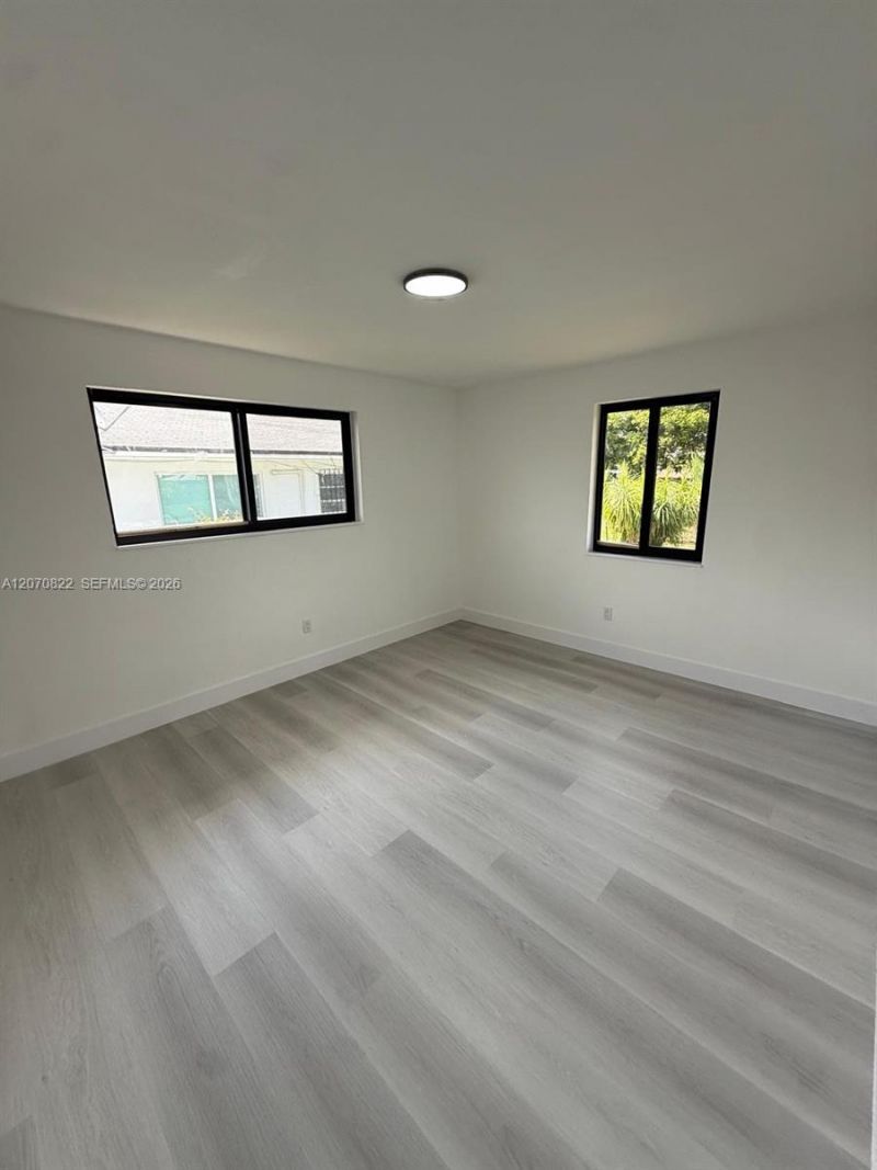 2944 NW 61st St, Miami, FL 33142 Photo