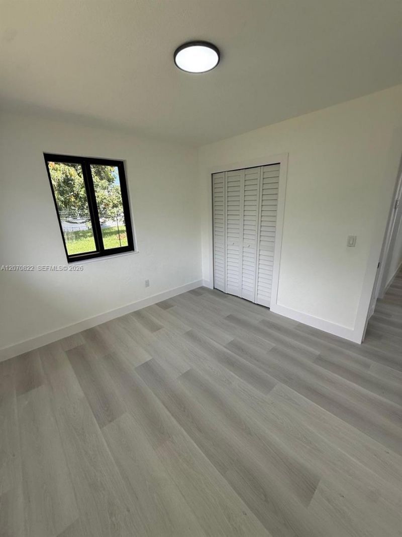 2944 NW 61st St, Miami, FL 33142 Photo