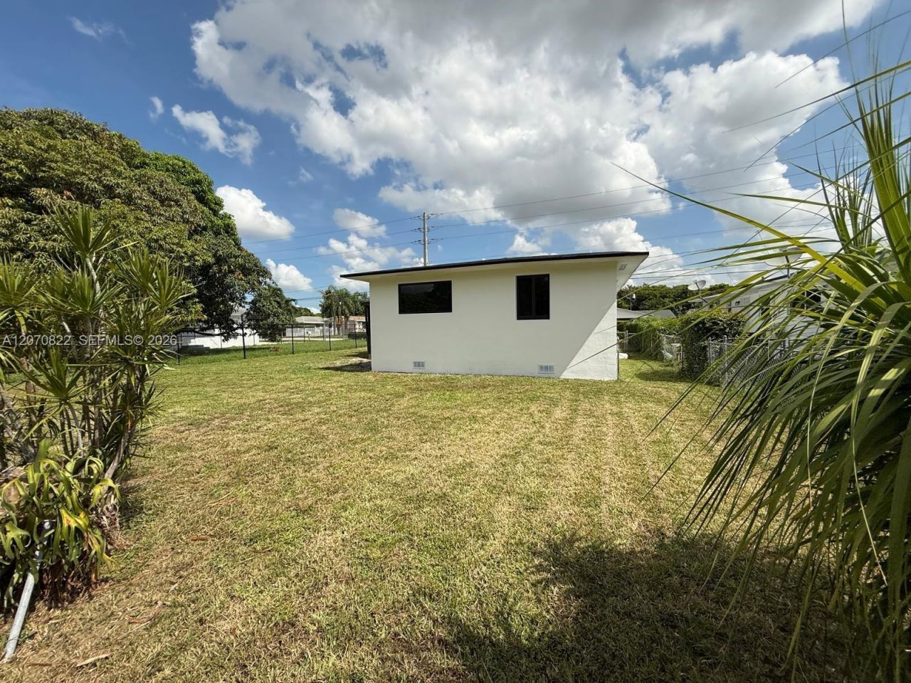 2944 NW 61st St, Miami, FL 33142 Photo